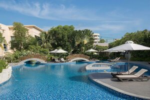 Гостиница Radisson Blu Hotel, Cebu