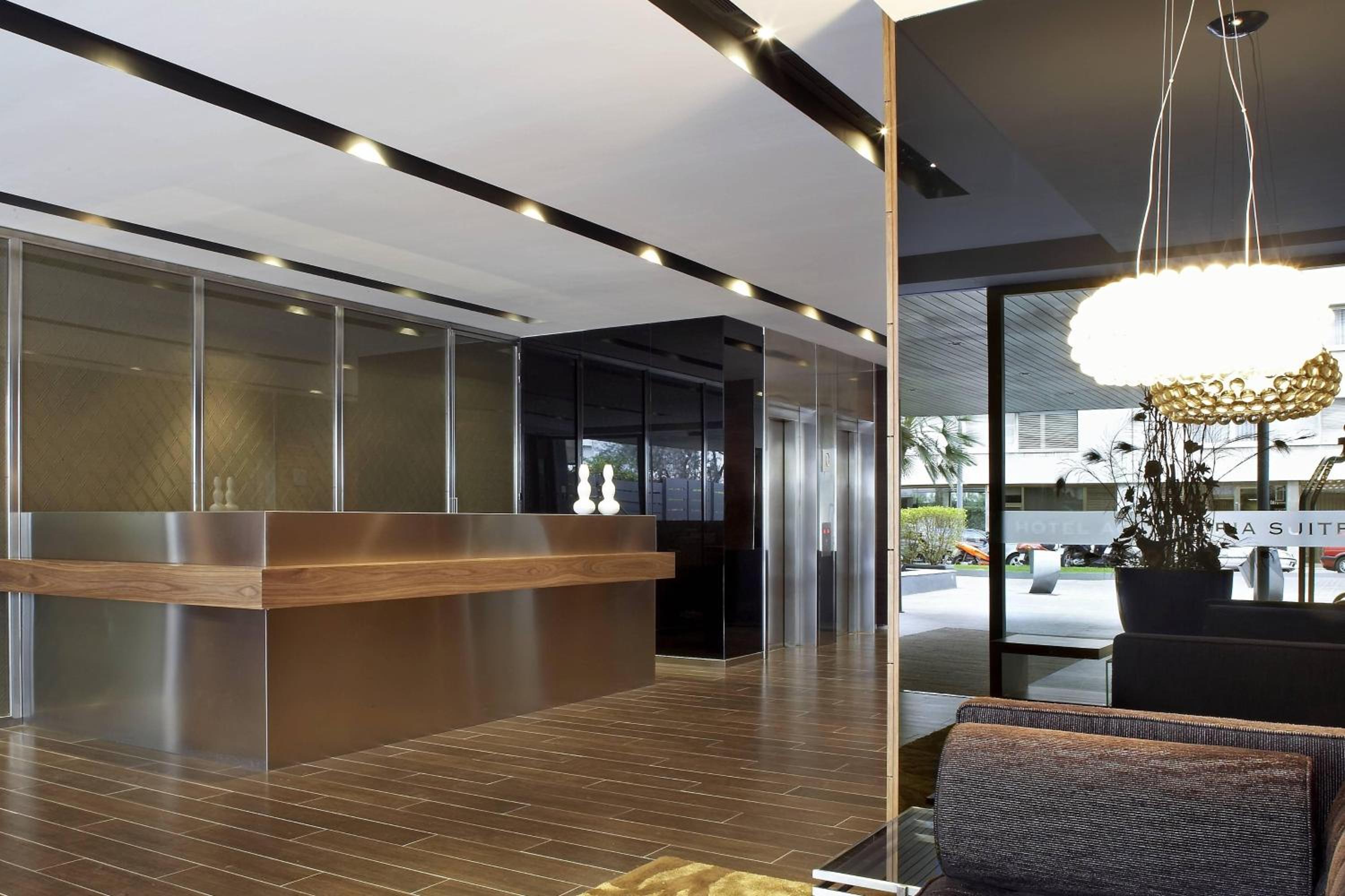 Фото Ac Victoria Suites