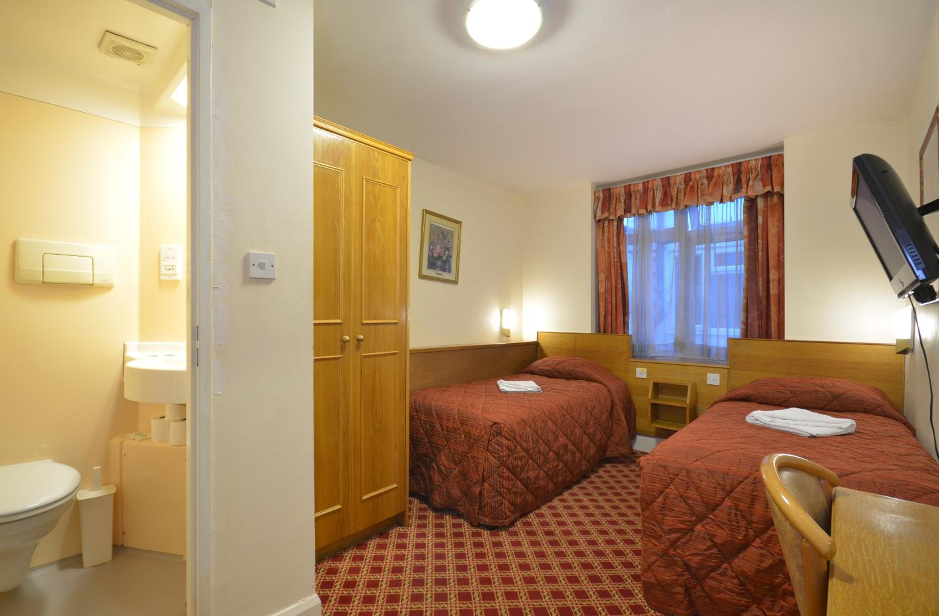 Фото 17509416875