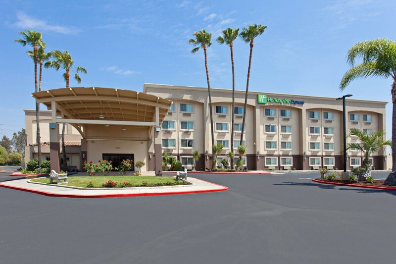 Гостиница Holiday Inn Express Colton-Riverside North, an Ihg Hotel