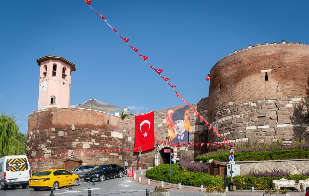 Landmark, attraction Clock Tower, Ankara, photo