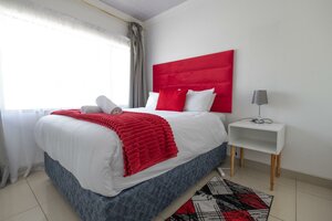 Гостиница Safi Self-Catering Suites