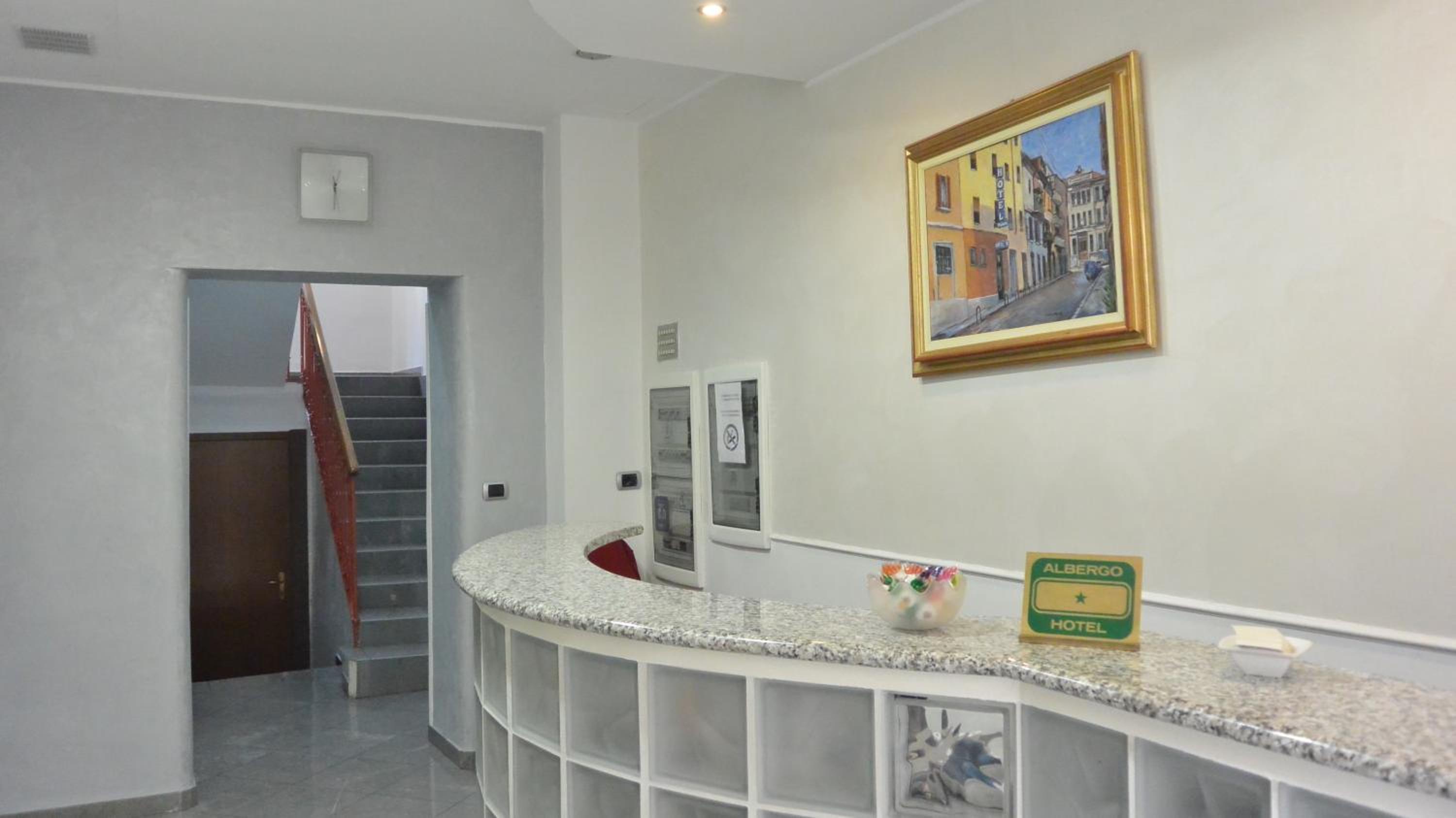 Фото Hotel Mignon