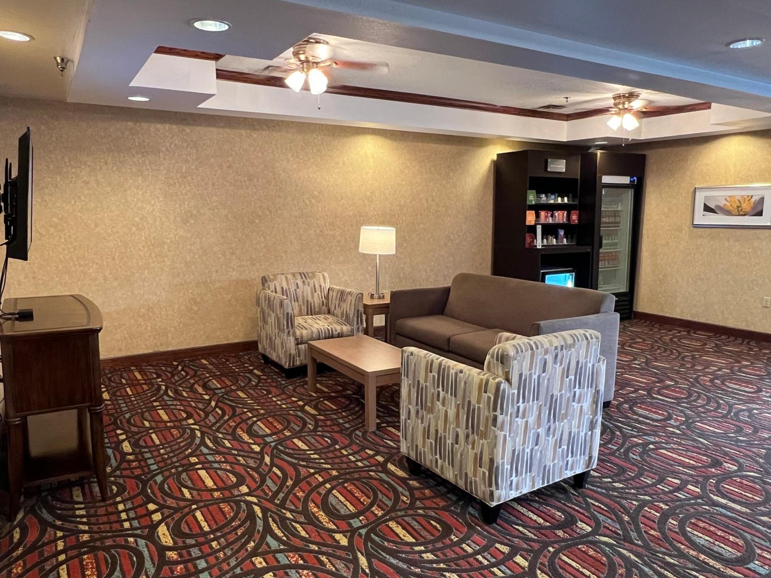 Фото Quality Suites