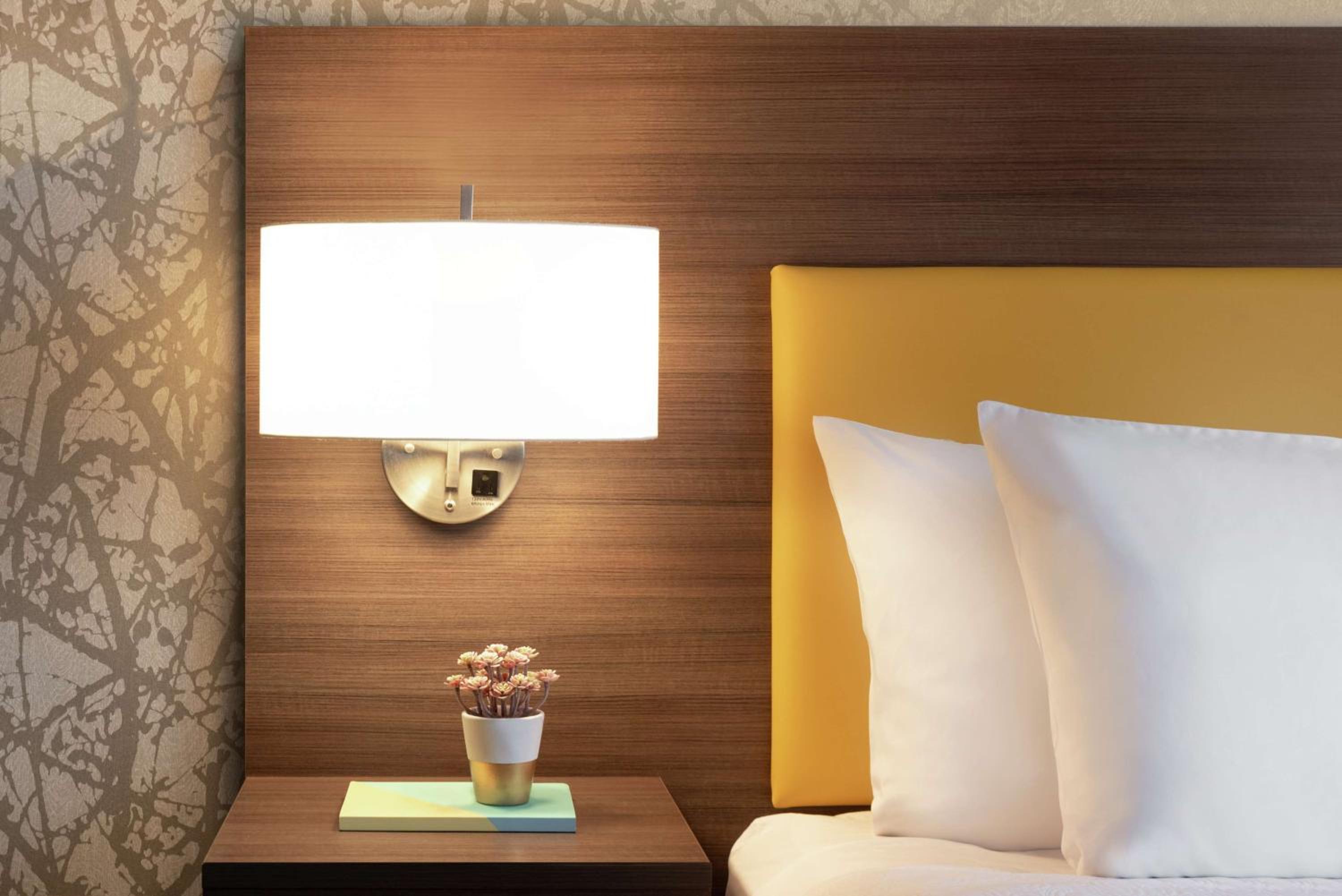 Фото Home2 Suites by Hilton Overland Park