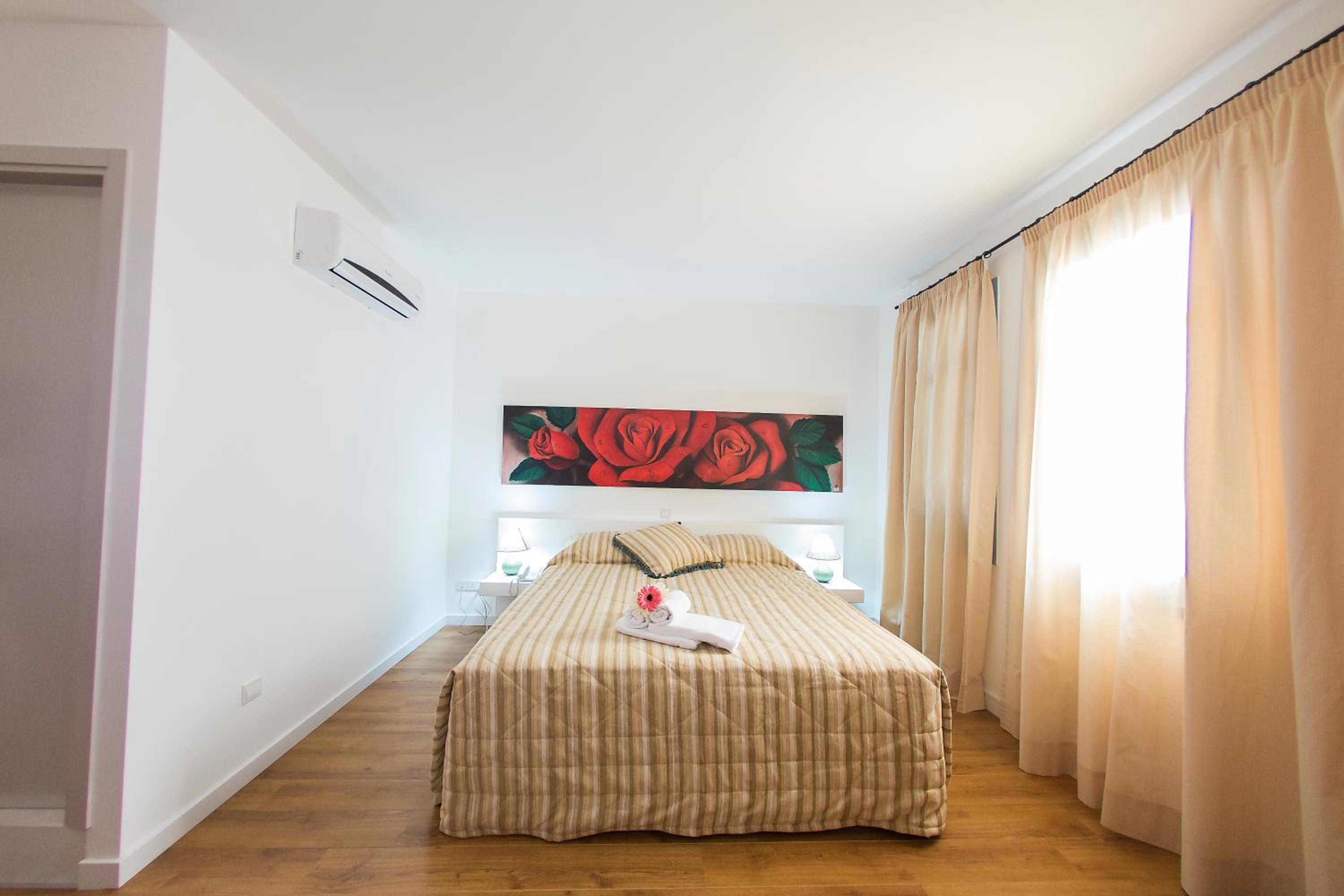 Фото Operetta House