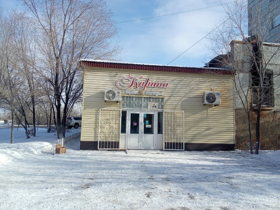 Кіші ұлы бар секс-ана