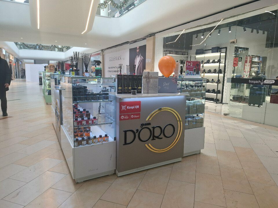 Perfume and cosmetics shop Gamma D'oro, Astana, photo
