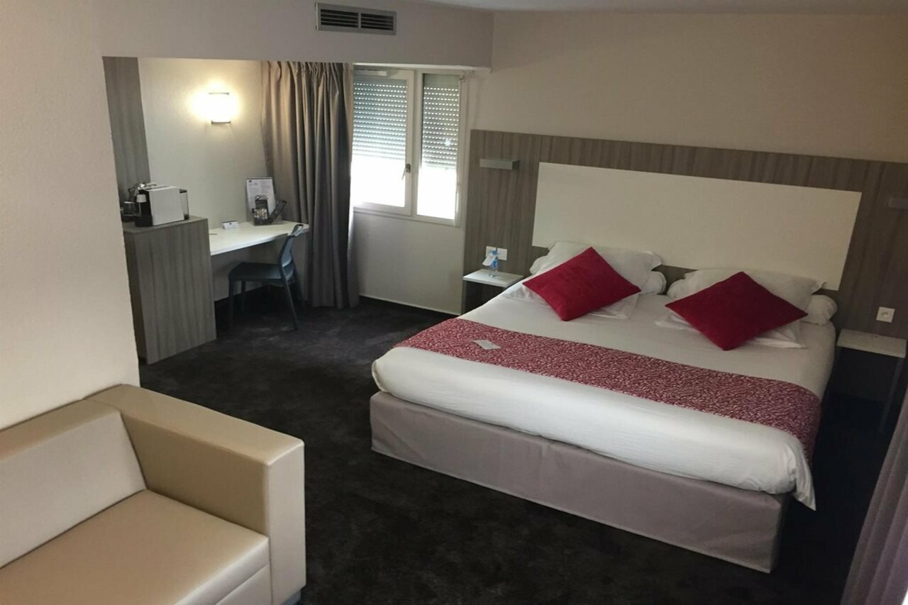 Фото Hotel Saphir Lyon