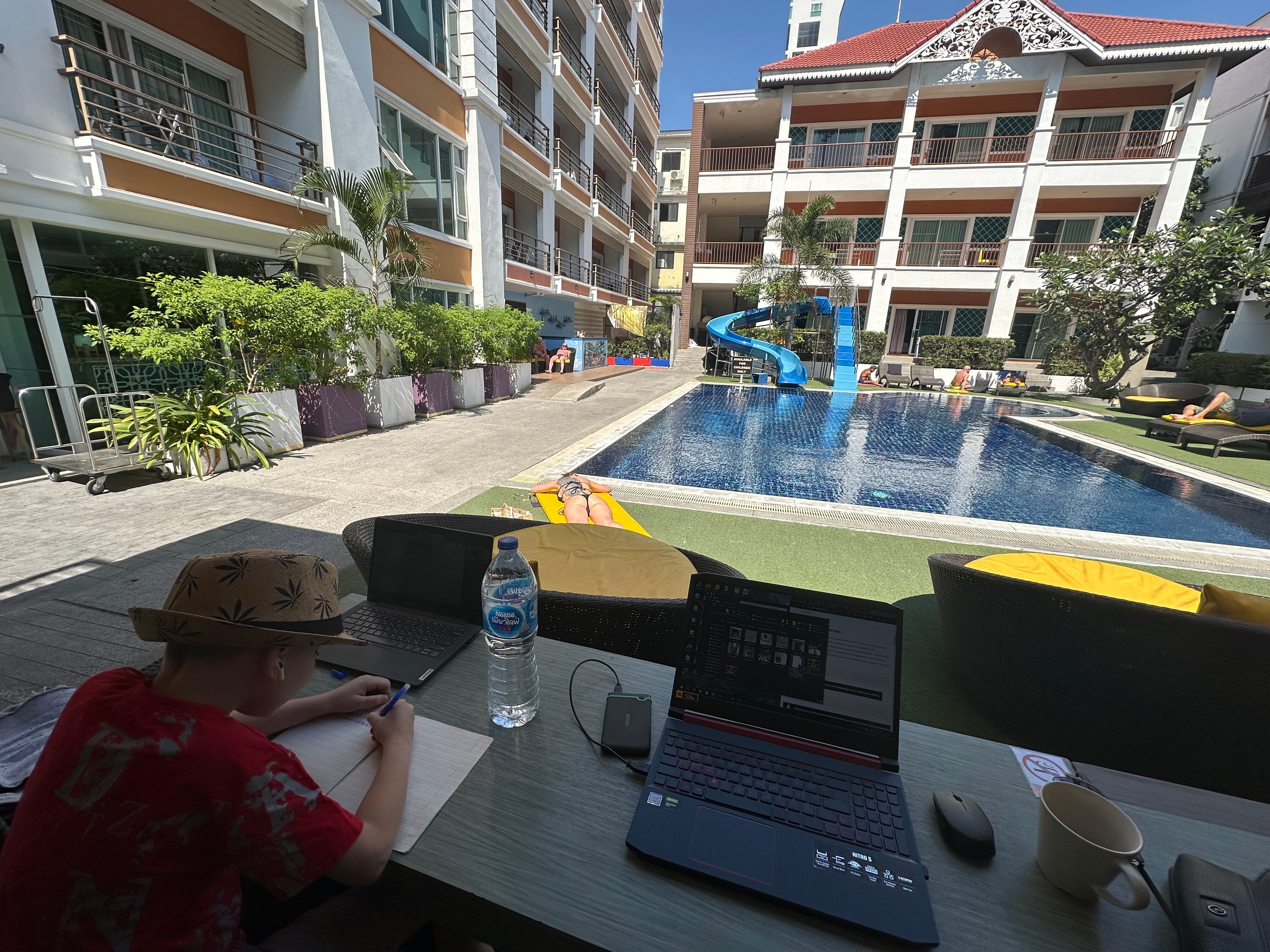 Фото FX Hotel Pattaya