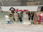 Vino (Istanbul, Gungoren, Merkez Neighborhood, Pertev Pasha Street, 19) ، بيع الملابس بالجملة