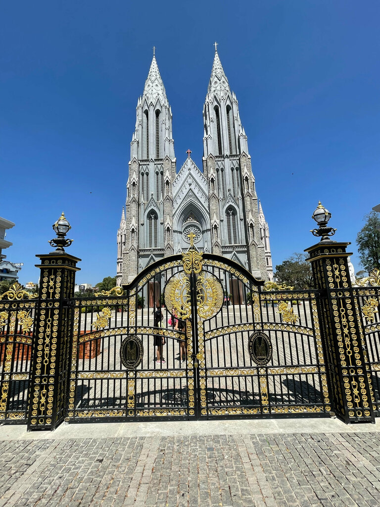 Catholic church St. Philomena's Cathedral, Mysore, photo