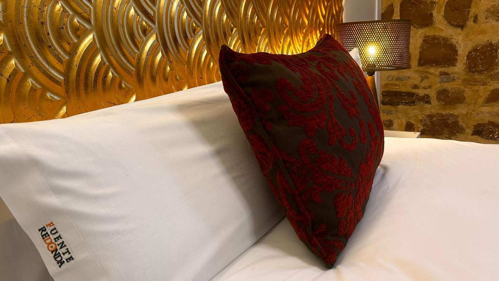 Фото Apartamentos Fuente Redonda