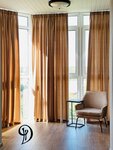 Ди'Настия (Srednerogatskaya Street, 13к1), cortinas, cornisas