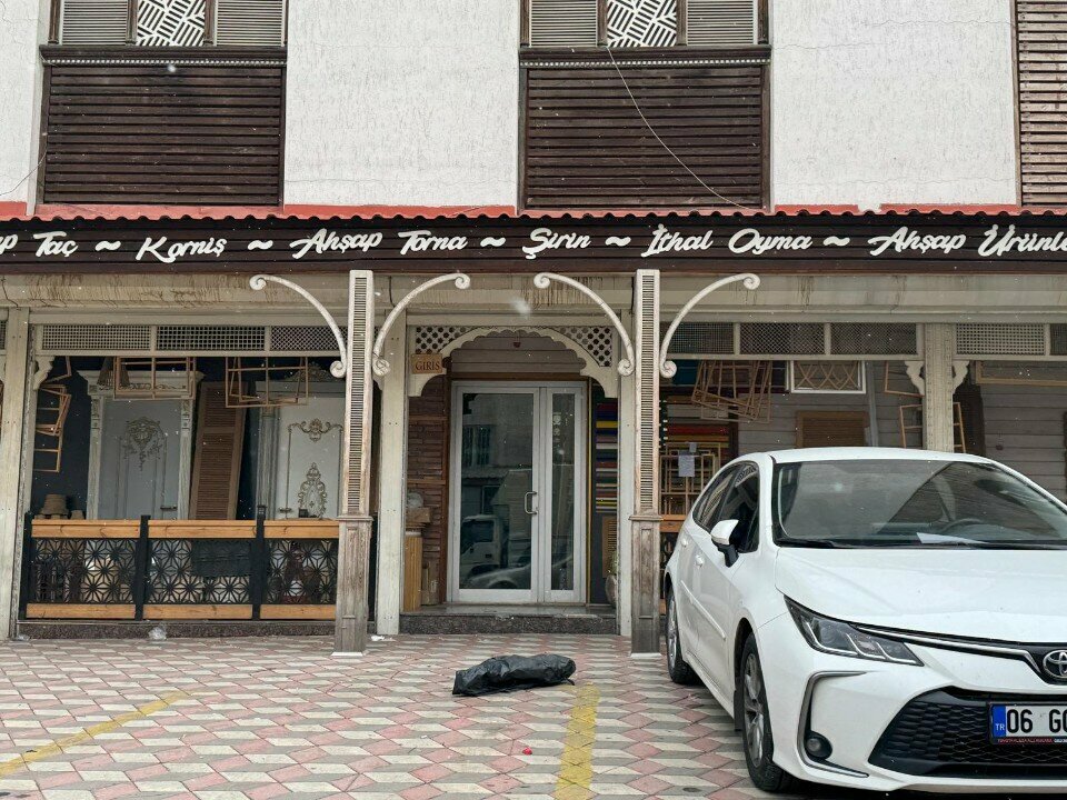 Mebel furnituru və komplektləşdiricilər Şirin Ağaç Torna, , foto