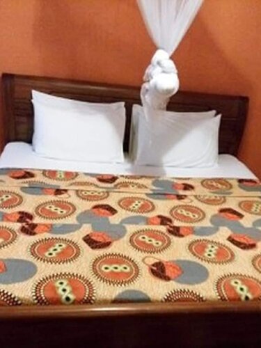 Гостиница Africa Treasures Home - Hostel в Кампале