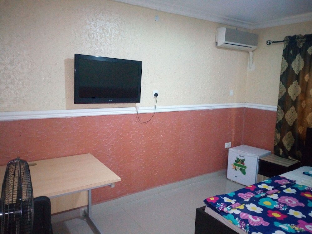 Фото Joybam Hotel and Events Center