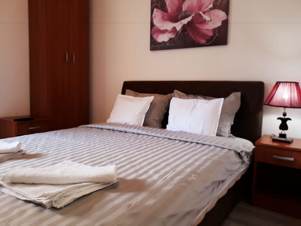 Фото Radovic apartments