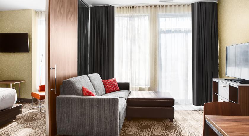 Фото Hilton Montreal Laval