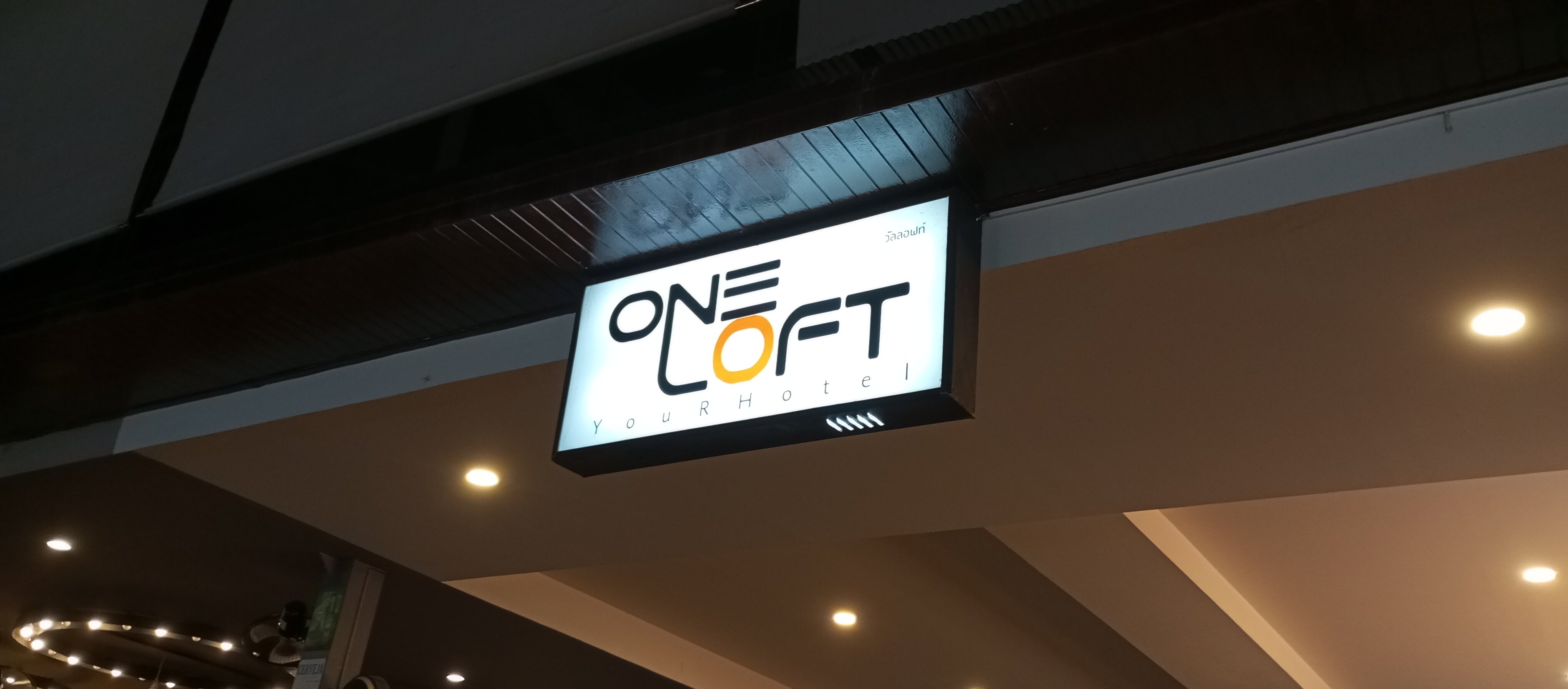 Фото Oneloft Hotel