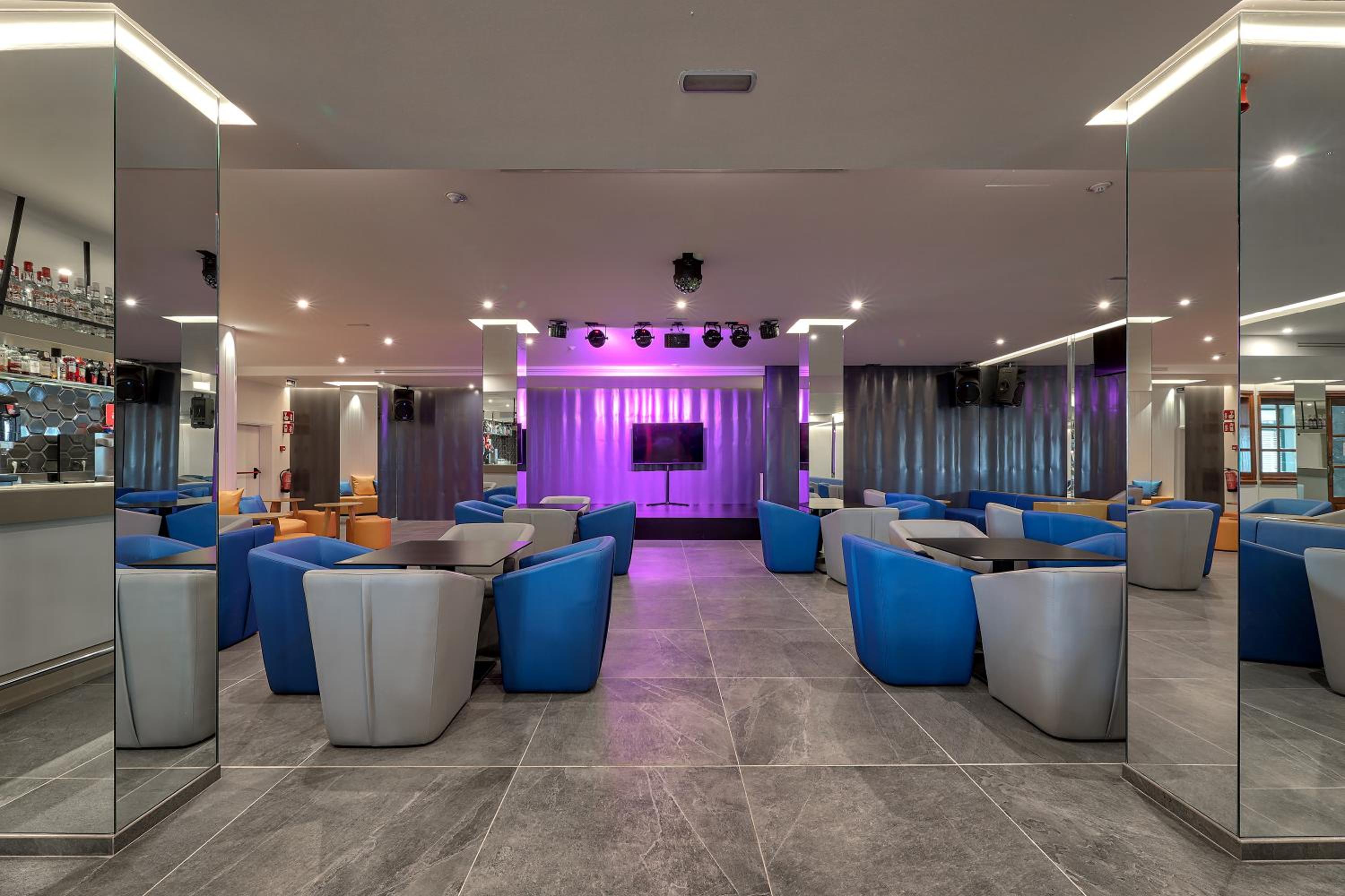 Фото Отель Thb Flora Aparthotel