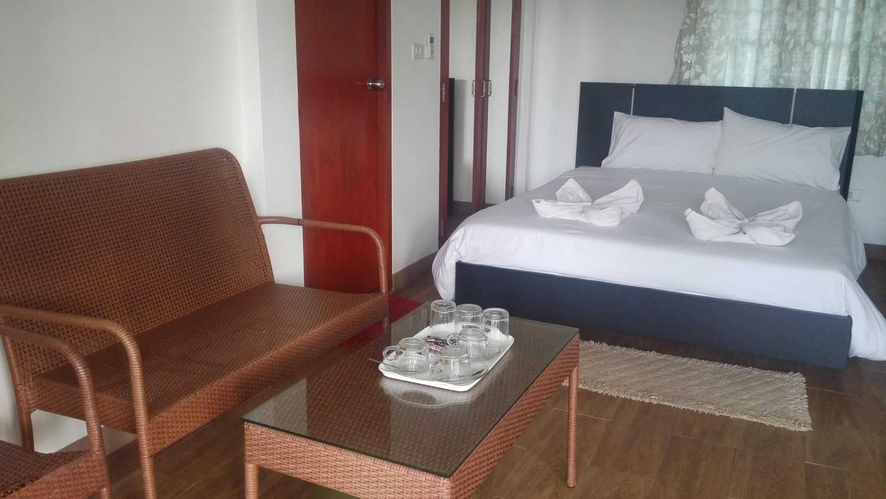 Фото Thipburee Resort