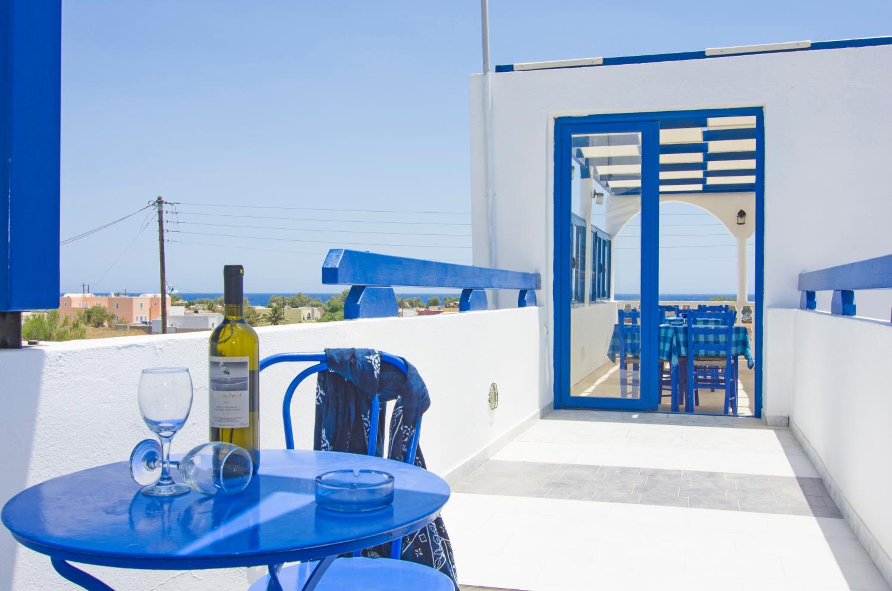 Фото Honeymoon Beach Studios