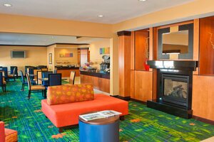 Гостиница Fairfield Inn & Suites by Marriott Champaign
