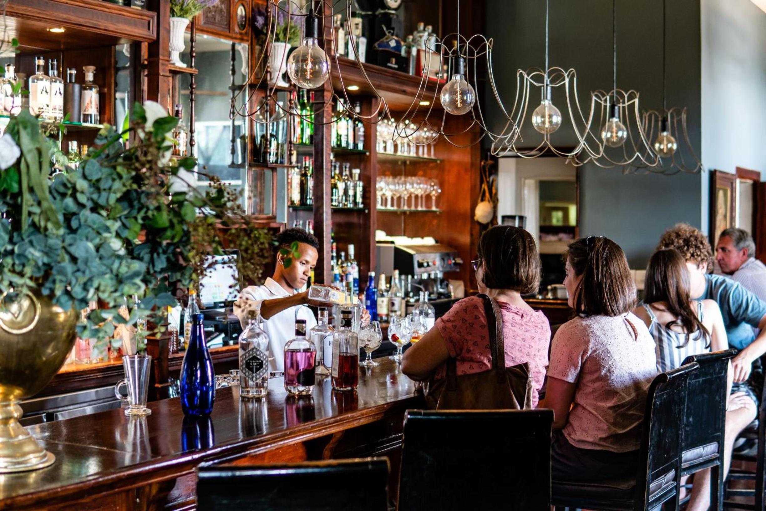 Фото The Royal Hotel