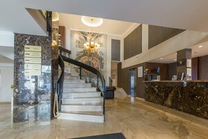 Гостиница Royal Inn Hotel