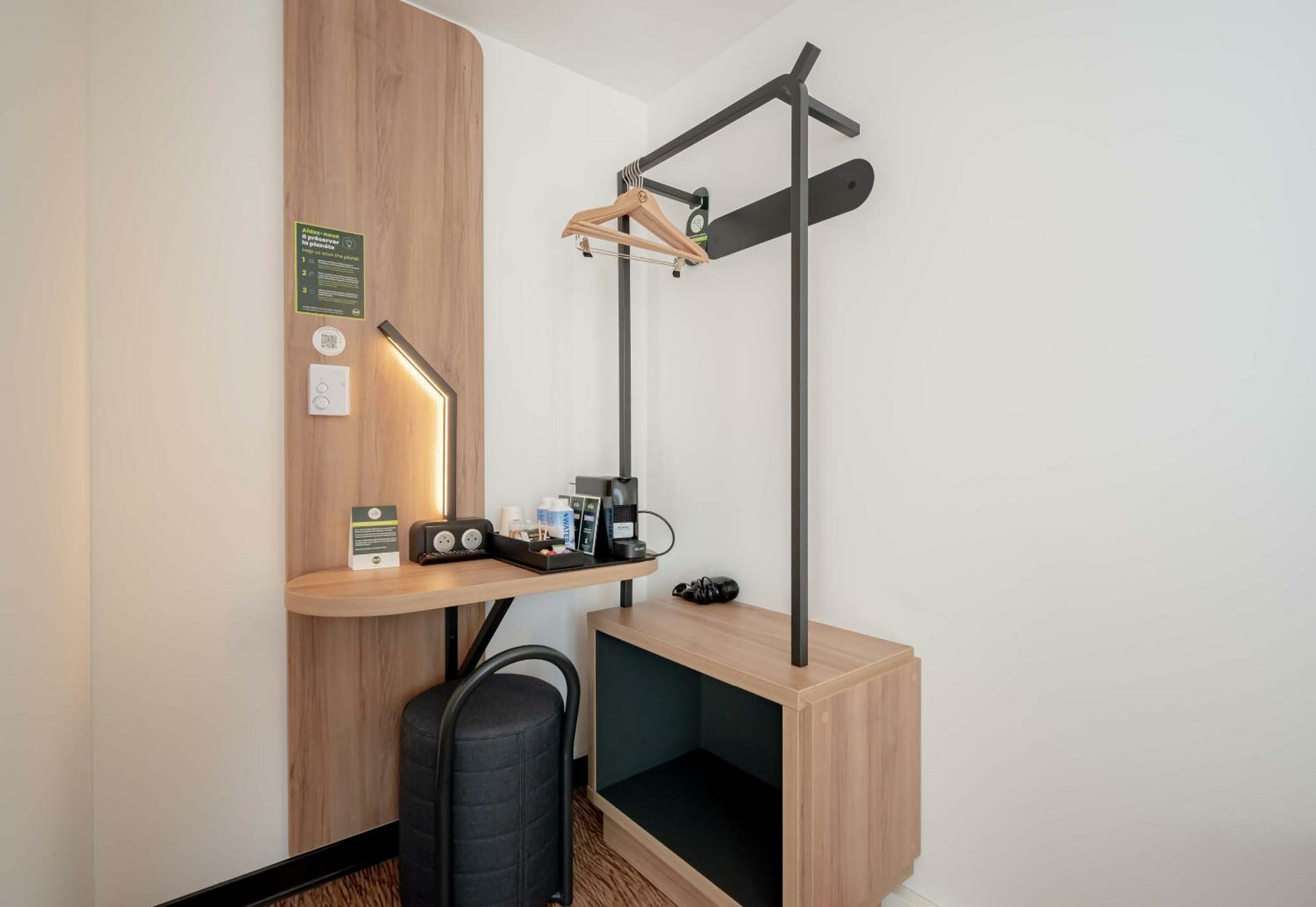 Фото B&b Hotel Toulon Centre Gare