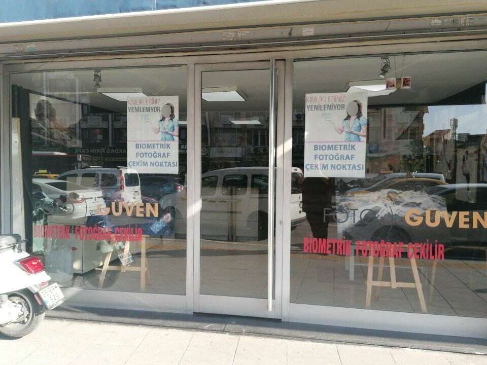 Profesyonel fotoğraf stüdyosu Foto Güven, İzmir, foto