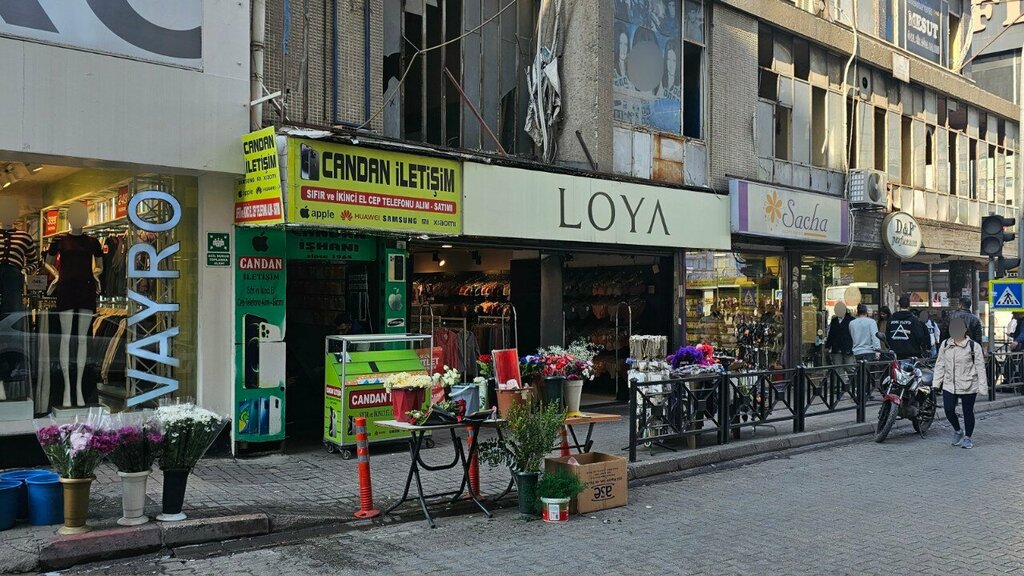 Items for mobile phones Candan Communication, Adana, photo