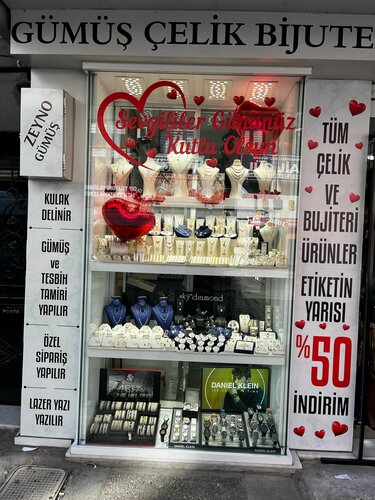 Zeyno Gümüş Fotoğraf 3