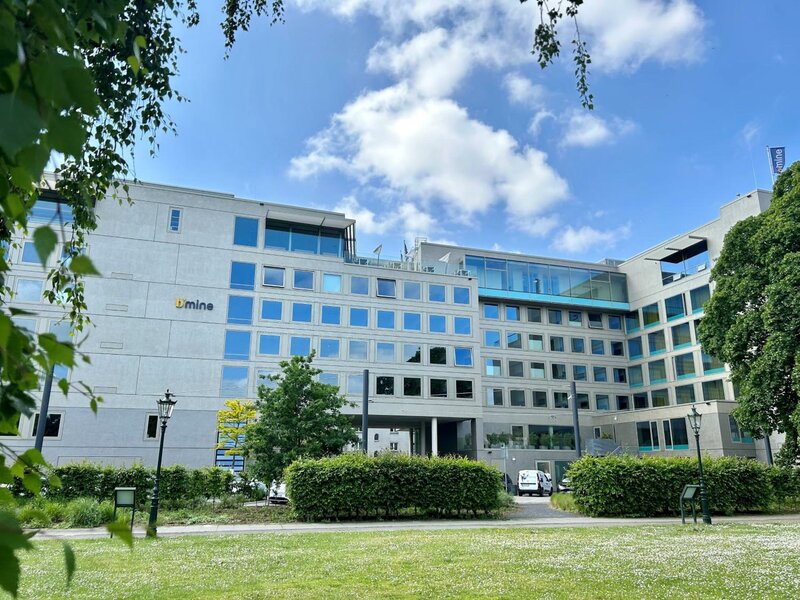Гостиница B'mine hotel Düsseldorf в Дюссельдорфе