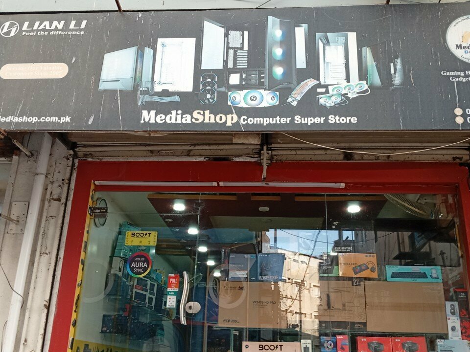 Electronic goods store Lian Ali, Karachi, photo