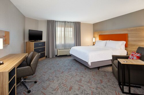 Гостиница Candlewood Suites Kenosha, an Ihg Hotel