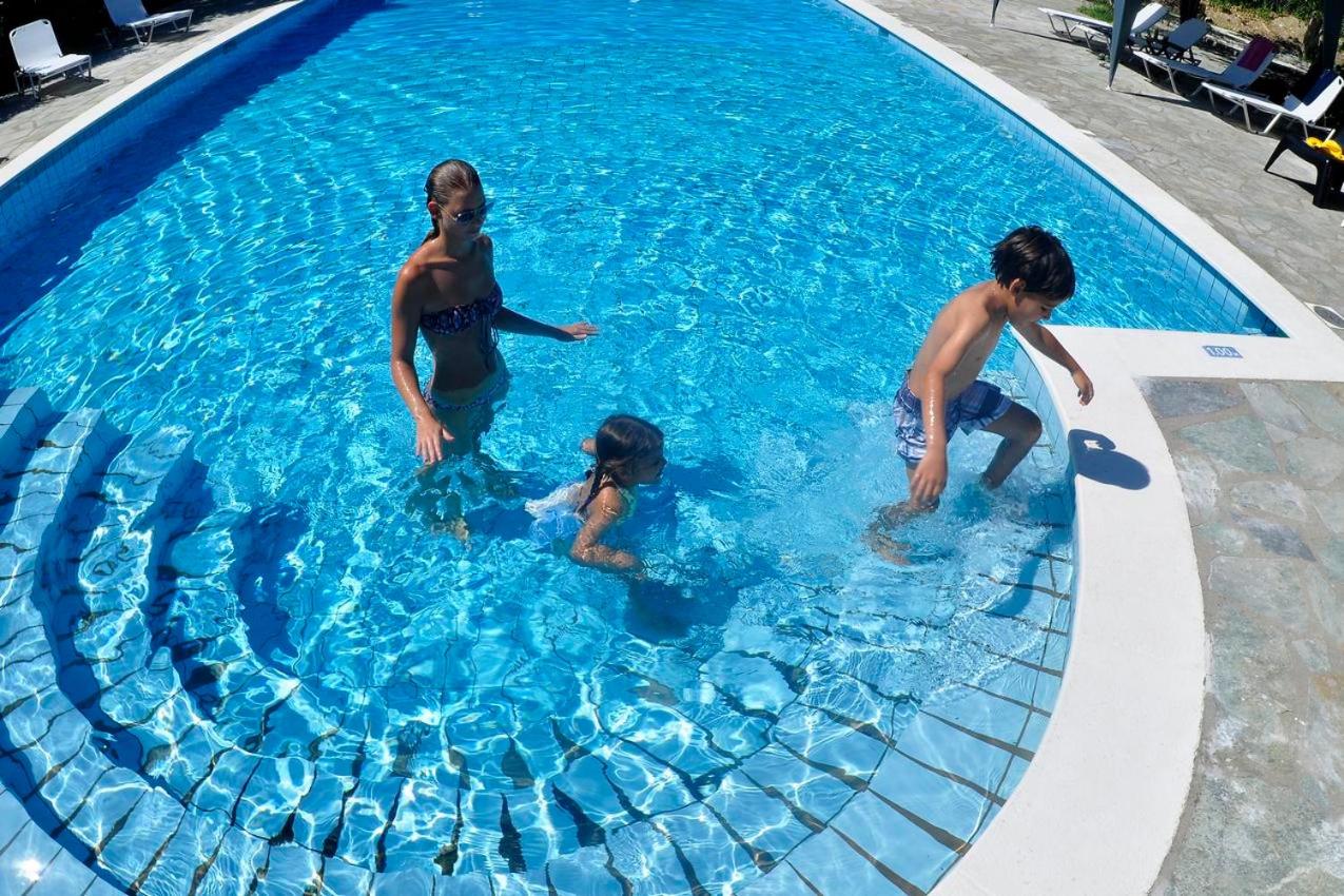 Фото Orange Grove Villas