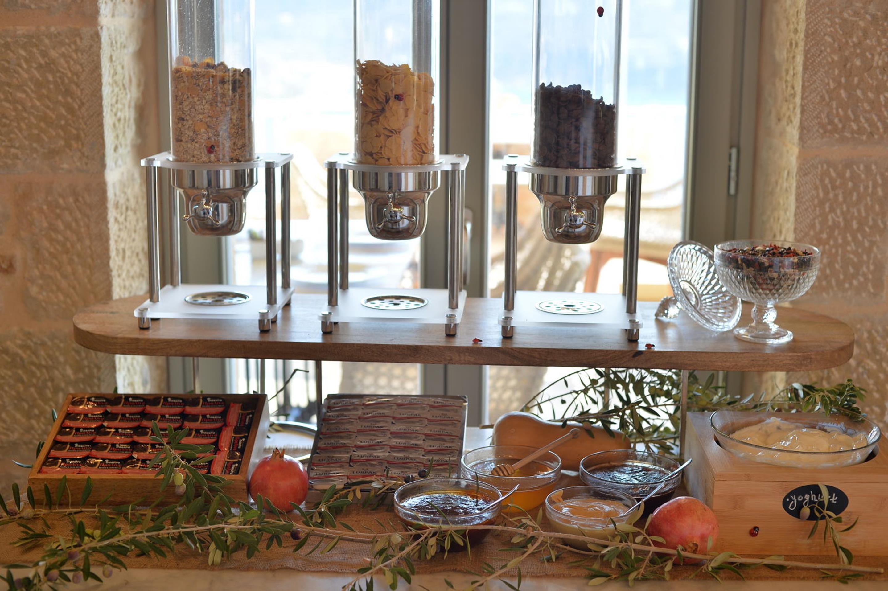 Фото Akrolithi Boutique Hotel