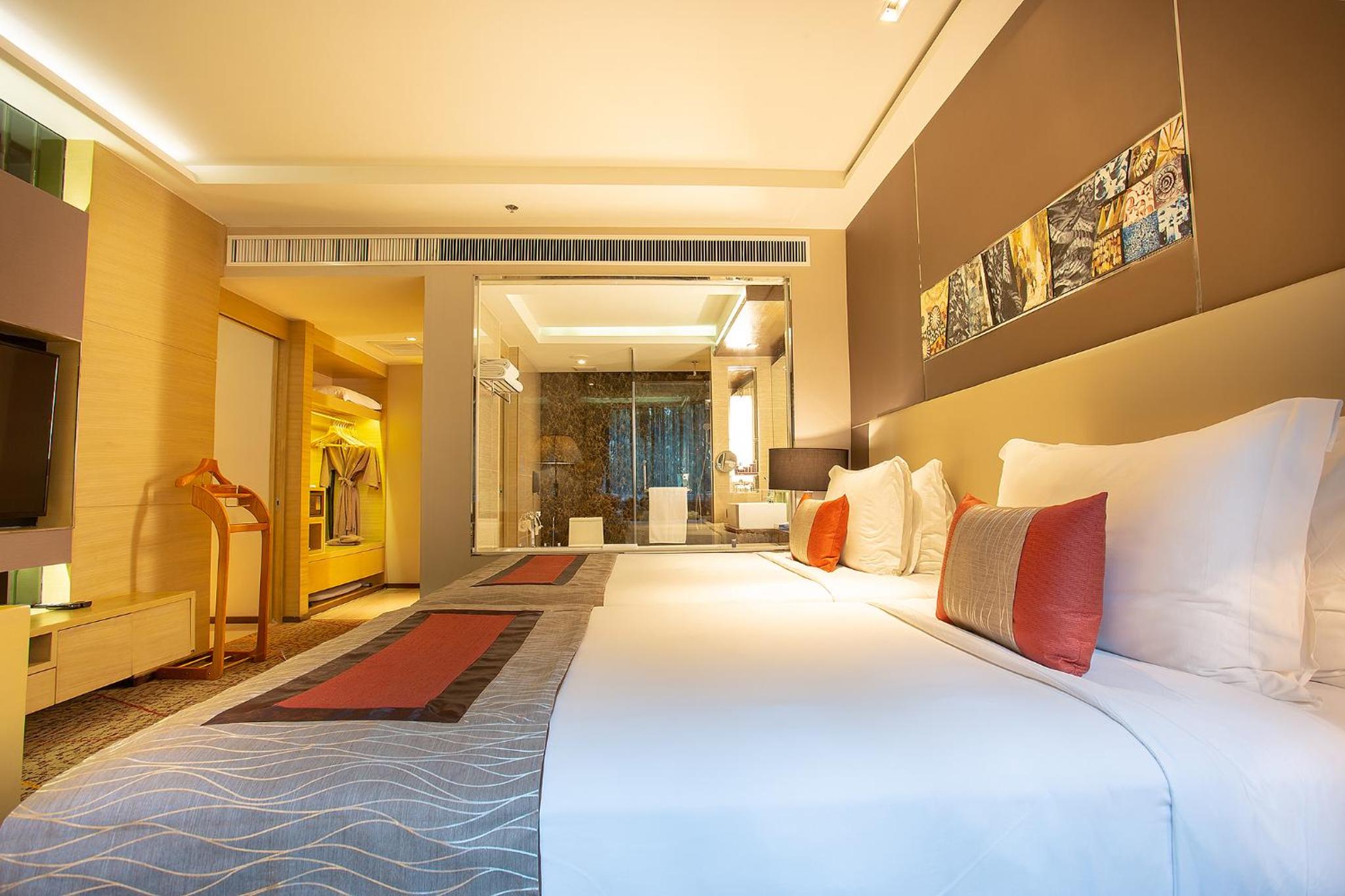 Фото Graceland Hotel Bangkok