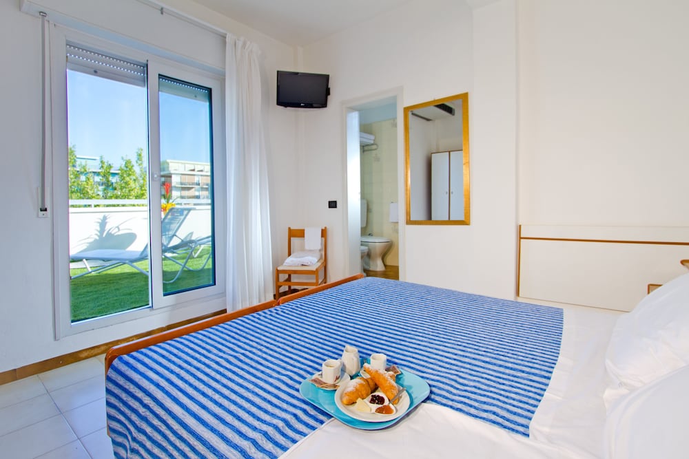 Фото Hotel Montecarlo