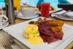Гостиница Southern Sun Mayfair Nairobi
