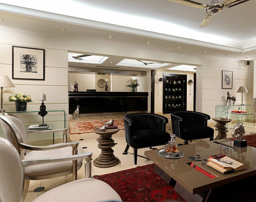 Фото Best Western Plus Embassy Hotel