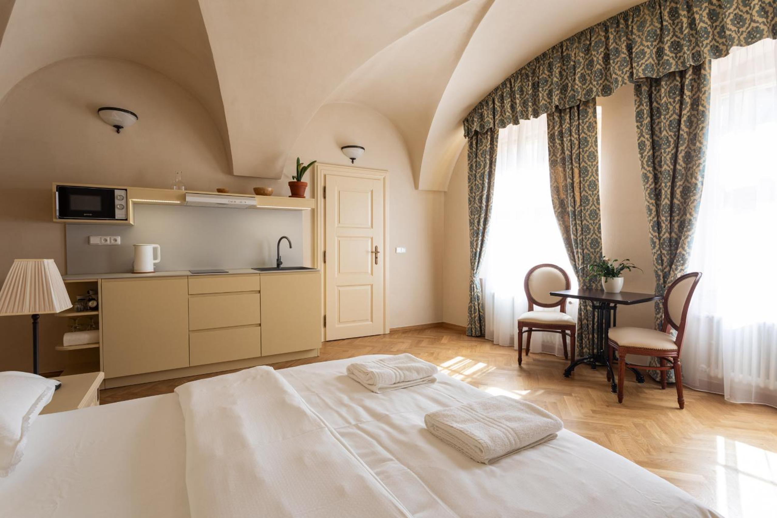 Фото Residence Thunovska 19