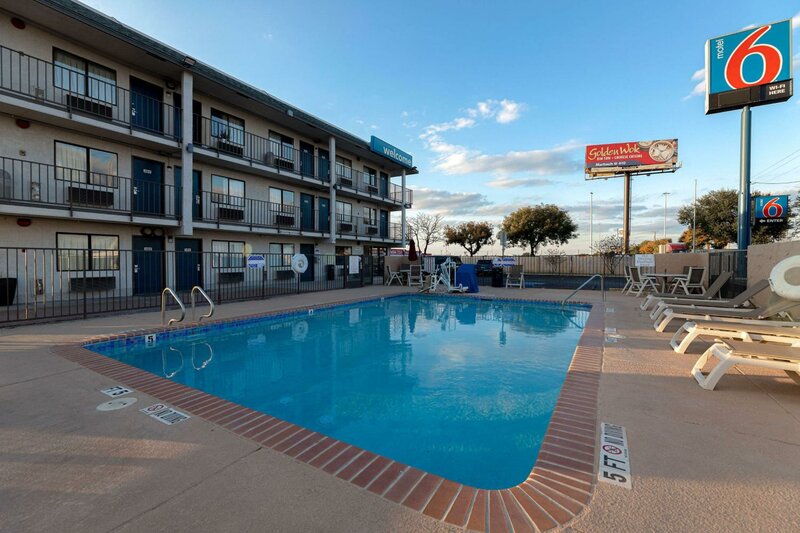 Гостиница Motel 6 San Antonio, Tx - West SeaWorld в Сан-Антонио