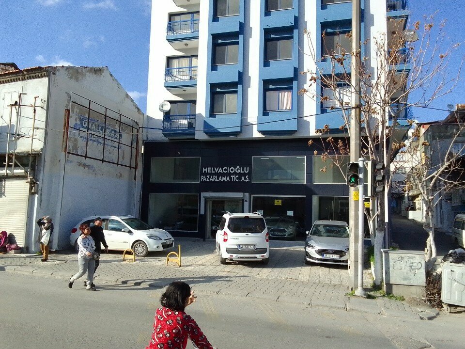 Car dealership Helvacioglu Marketing, Izmir, photo