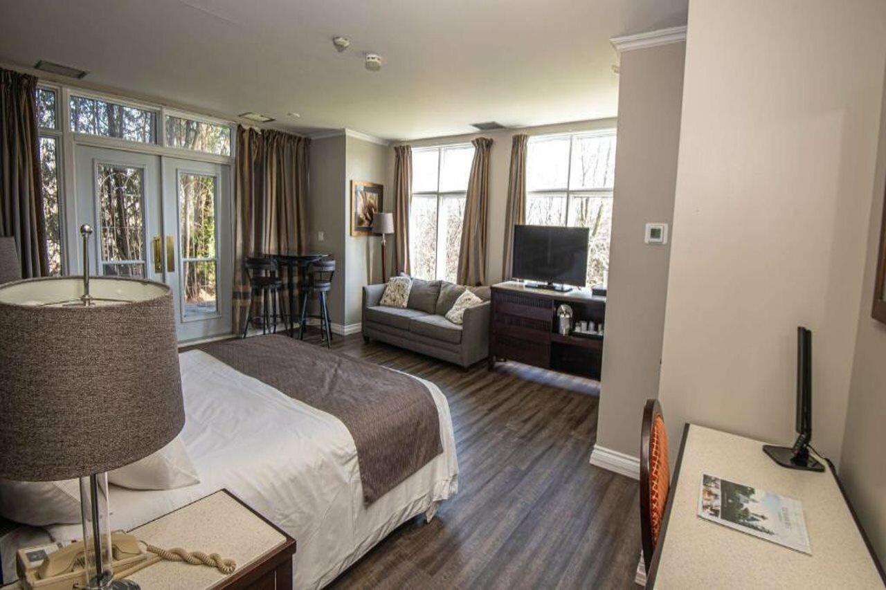 Фото Elm Hurst Inn & SPA