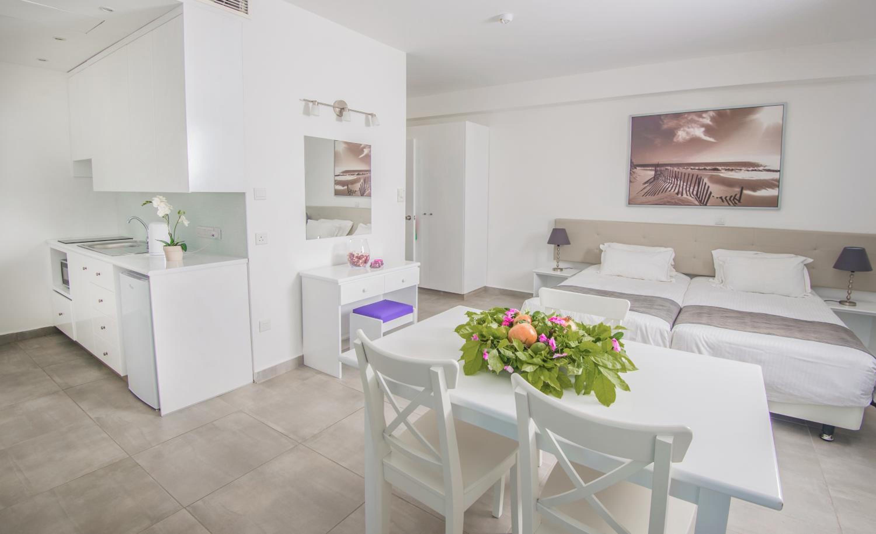 Фото Alva Hotel Apartments