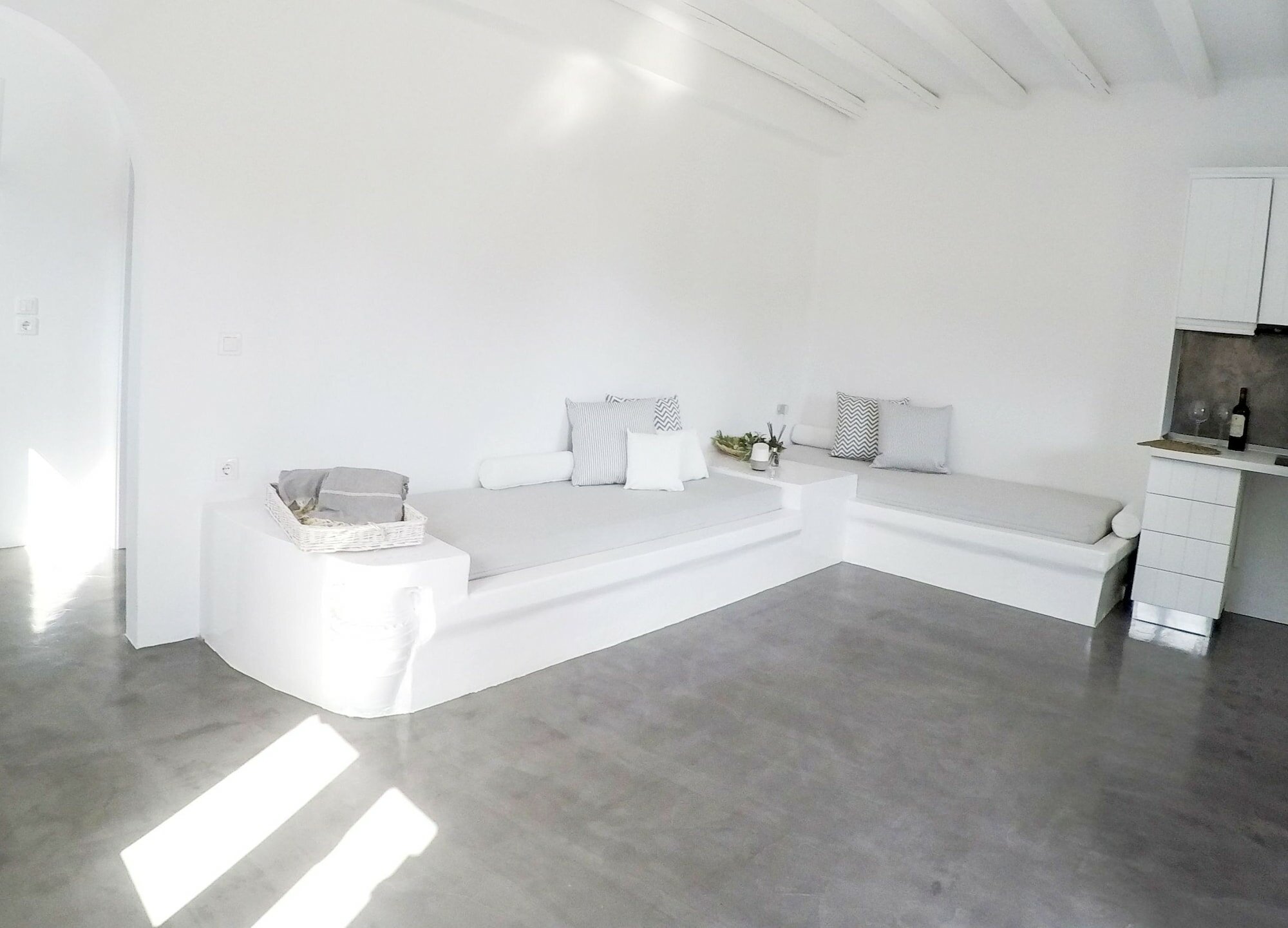 Фото Ow Andros - Luxury Suites