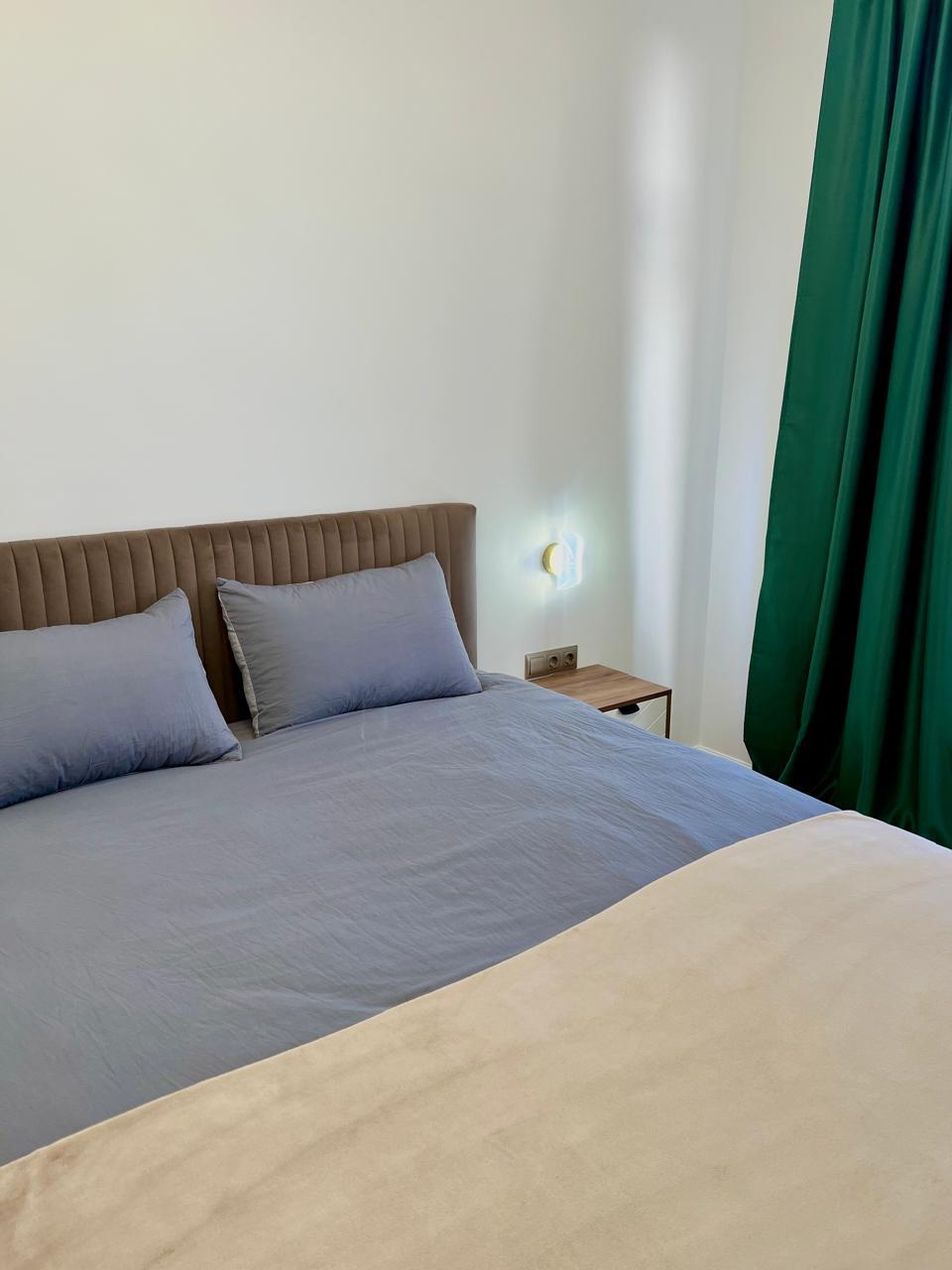 Фото Коттедж с бассейном